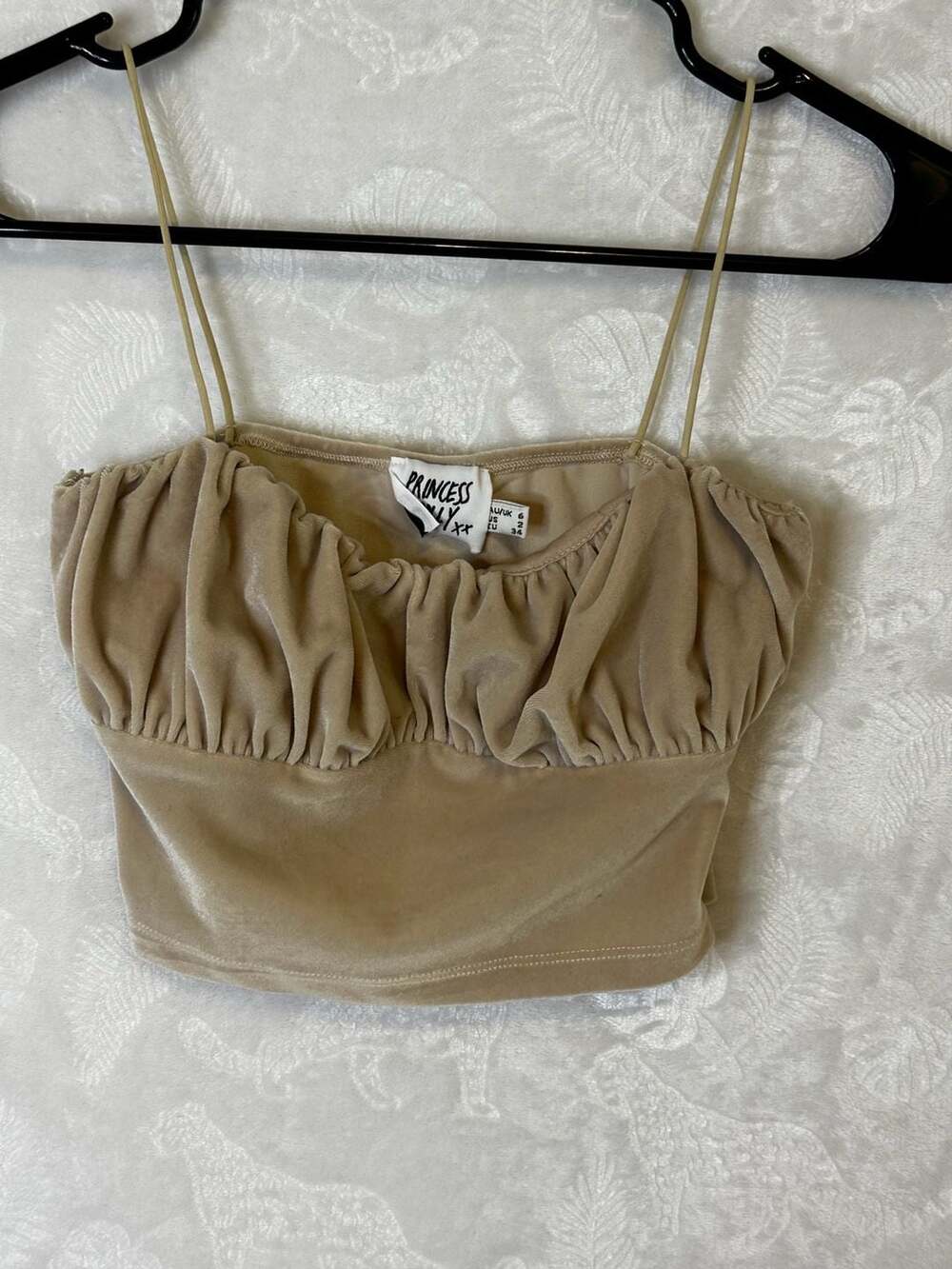 Princess Polly Beige Velvet Ruched Crop Top Size US 2 - Picture 4 of 4